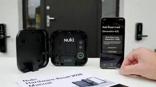 Anleitung zum Zurücksetzen eines Nuki Openers ohne App mittels Hardware-Knopf.
